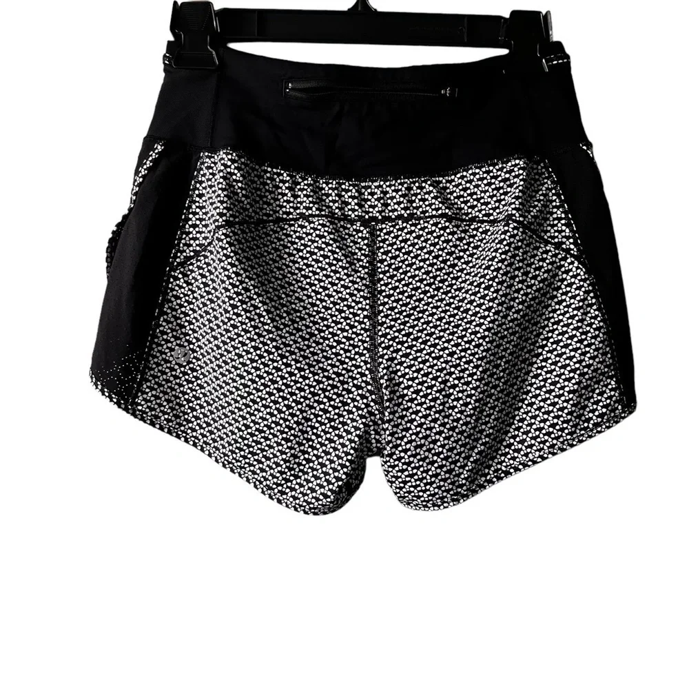 Lululemon Real Quick Short Perforated 3.5